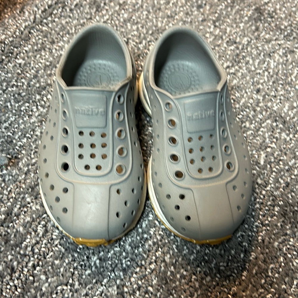 Native Sugarlite Robbie shoes